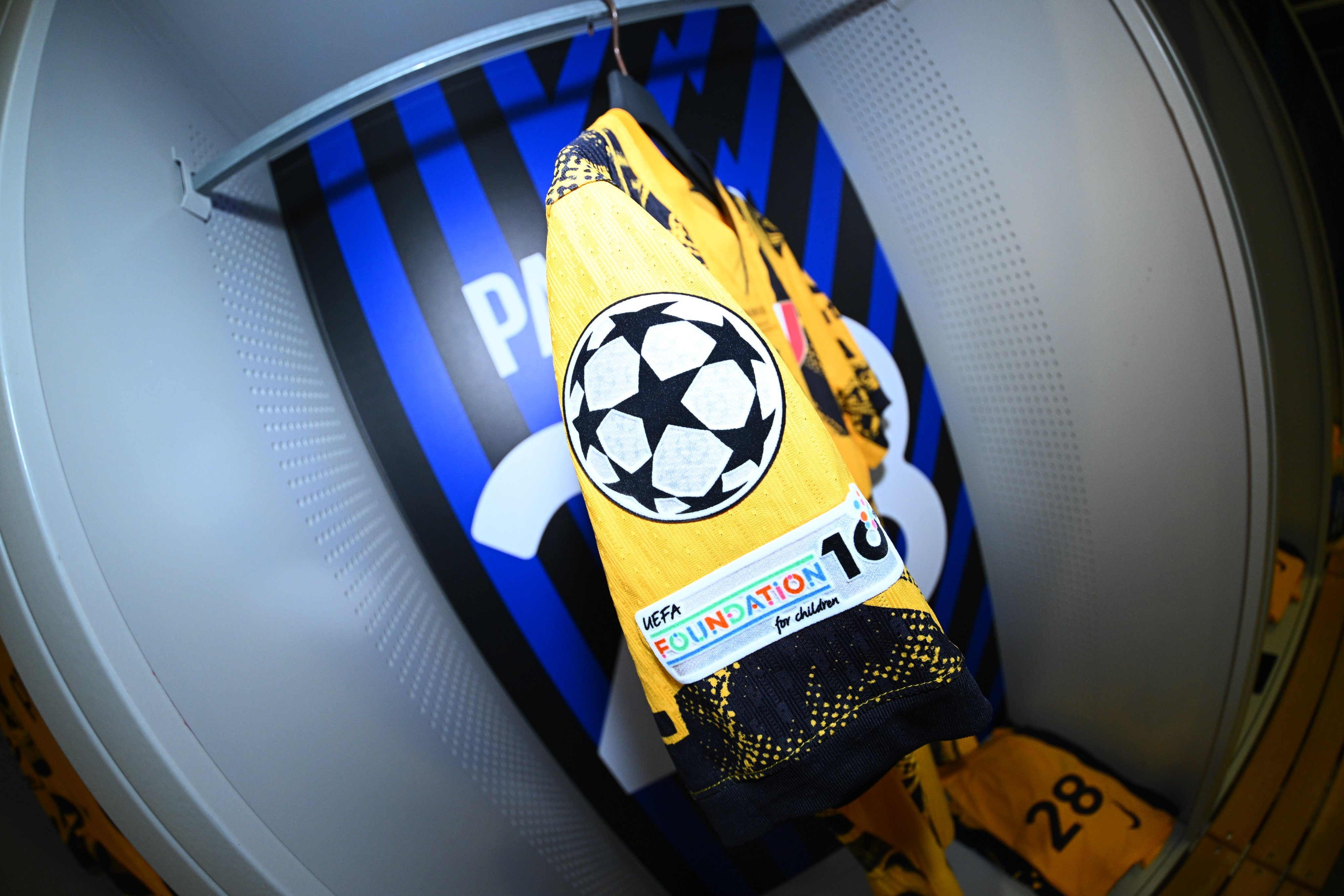 曼联迎欧冠关键赛，今晚更衣室发声，管理层满意，赛季目标并未改变的简单介绍-九游娱乐